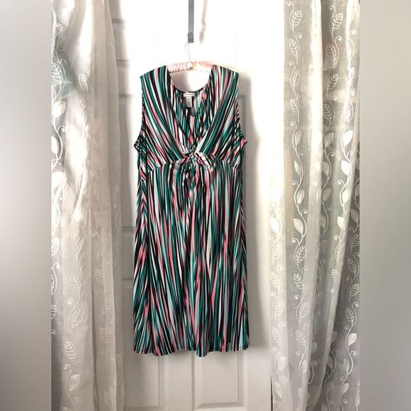 Catherines Womens Striped Knee Length Dress Plus Size 3X V-Neck Sleeveless - Picture 3 of 8